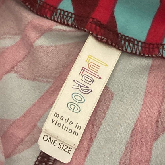 ๐๐ Lularoe OS Leggings - Graphic Blue and Red - Picture 5 of 5